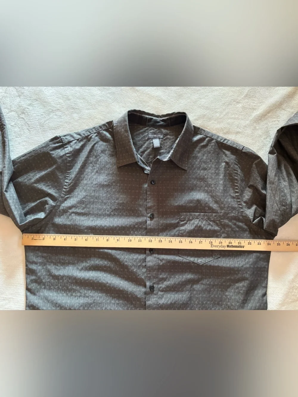Van Heusen Men XL Gray Geo Diamond Print Long Sleeve Button Front Dress Shirt
